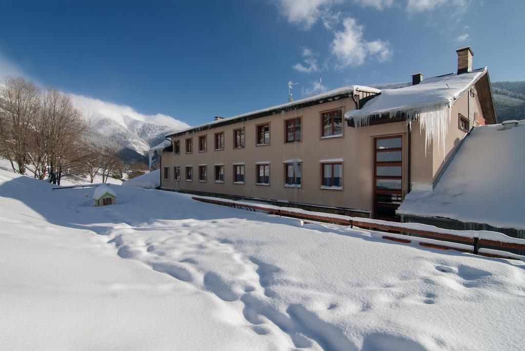 Hotel Adam Spindleruv Mlyn Exterior photo